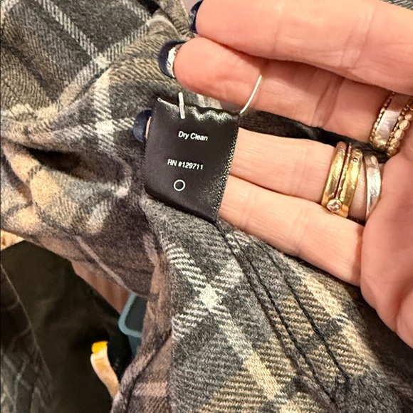 SOLD Jenni Kayne O’Keefe Plaid Wool Button Down Plaid Cream and Gray Shacket S - Picture 11 of 11